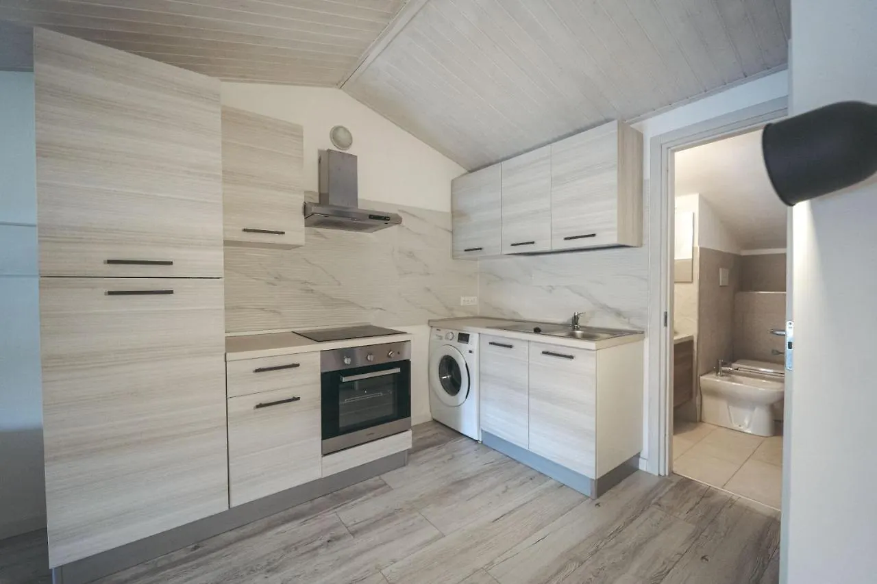 Mansarda Maxi House Desenzano Apartment Desenzano del Garda