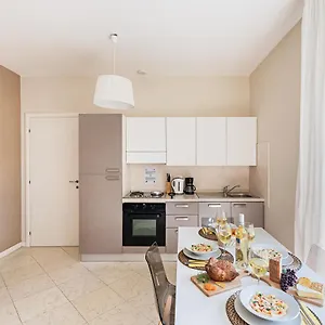 2* Lägenhetshotell Residenza Miralago By Wonderful Italy